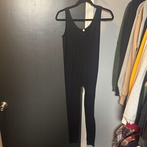 Elegant Black Sleeveless Jumpsuit